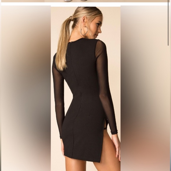 NEW WITH TAGS NIA BODYCON LONG SLEEVE SUPERDOWN DRESS - Picture 2 of 8